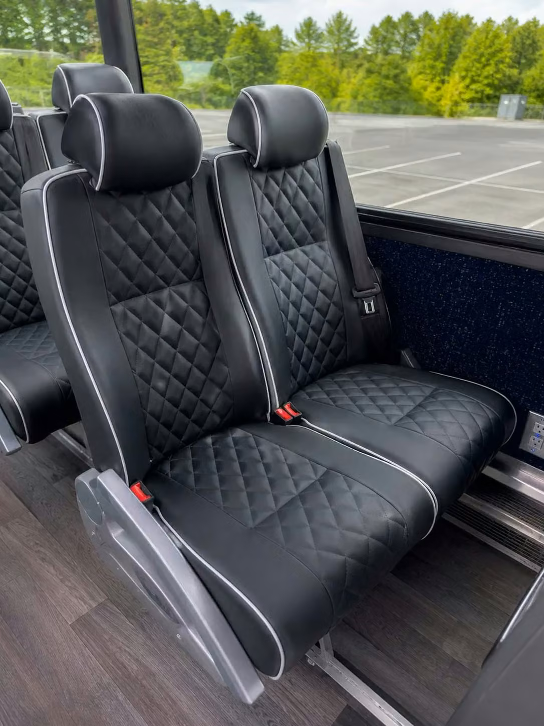 manhattan beach charter bus reclining seats