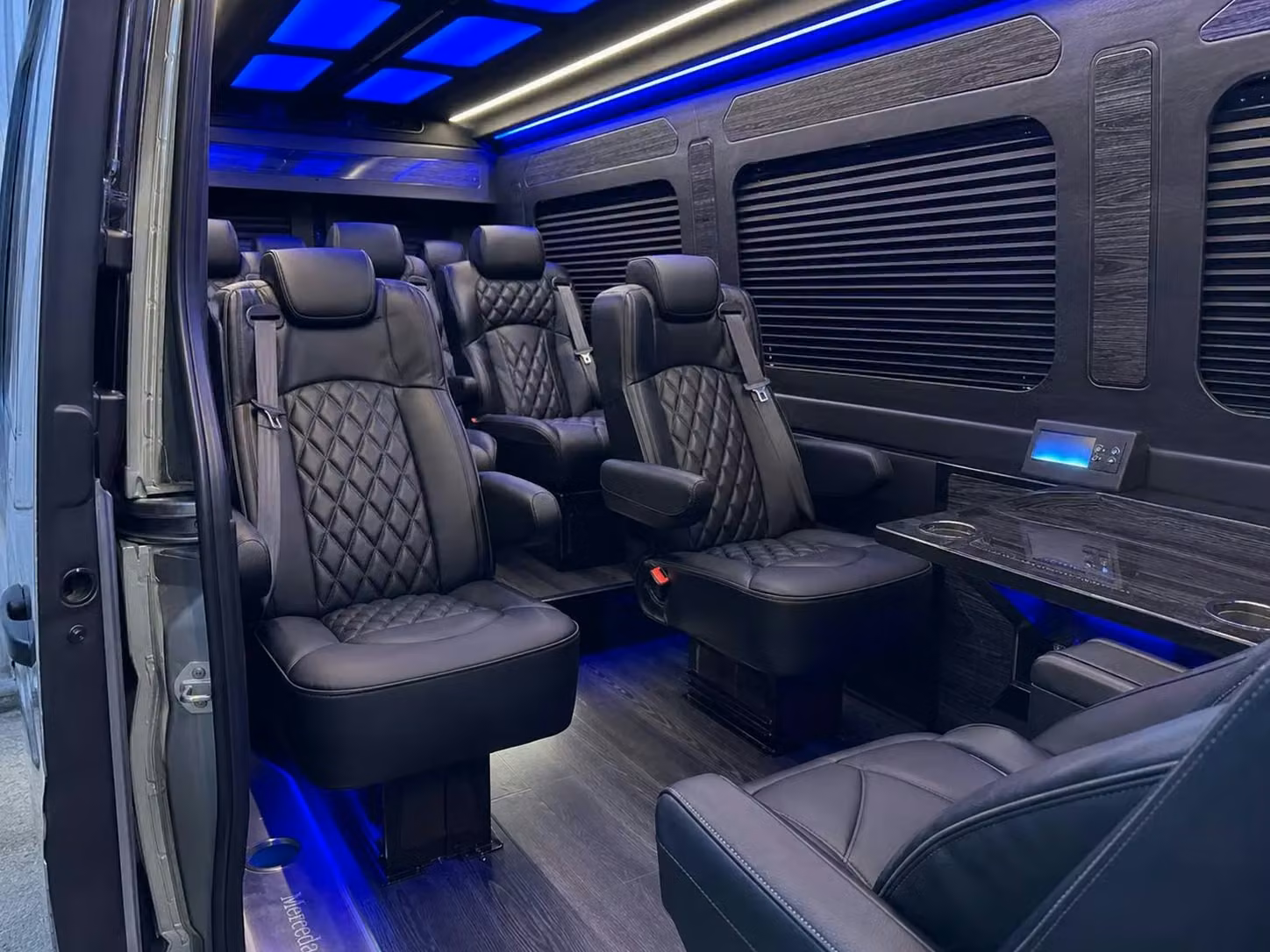 manhattan beach compare manhattan beach charter bus companies in one place