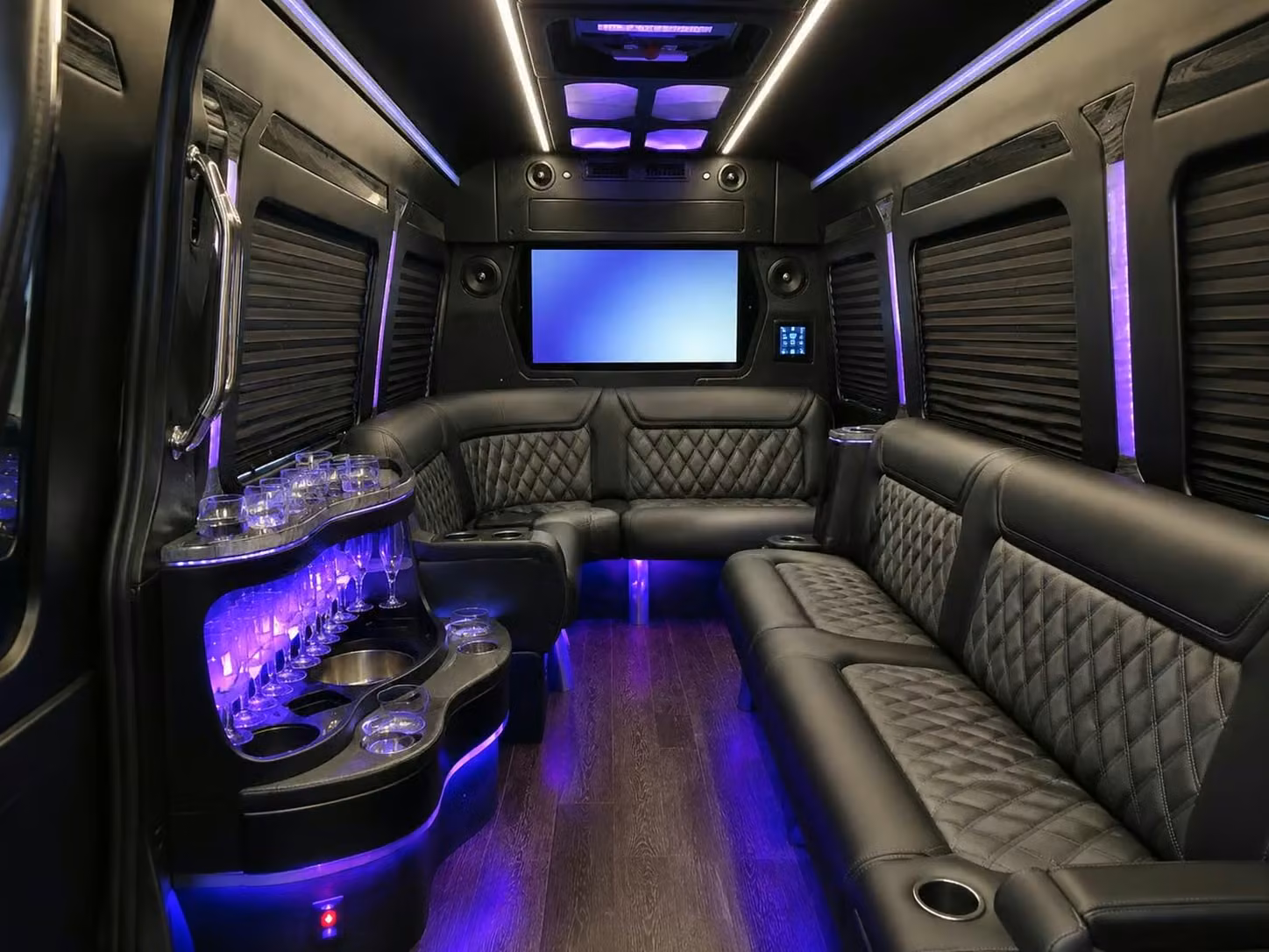 manhattan beach hourly round trip and all night prom bus packages in manhattan beach